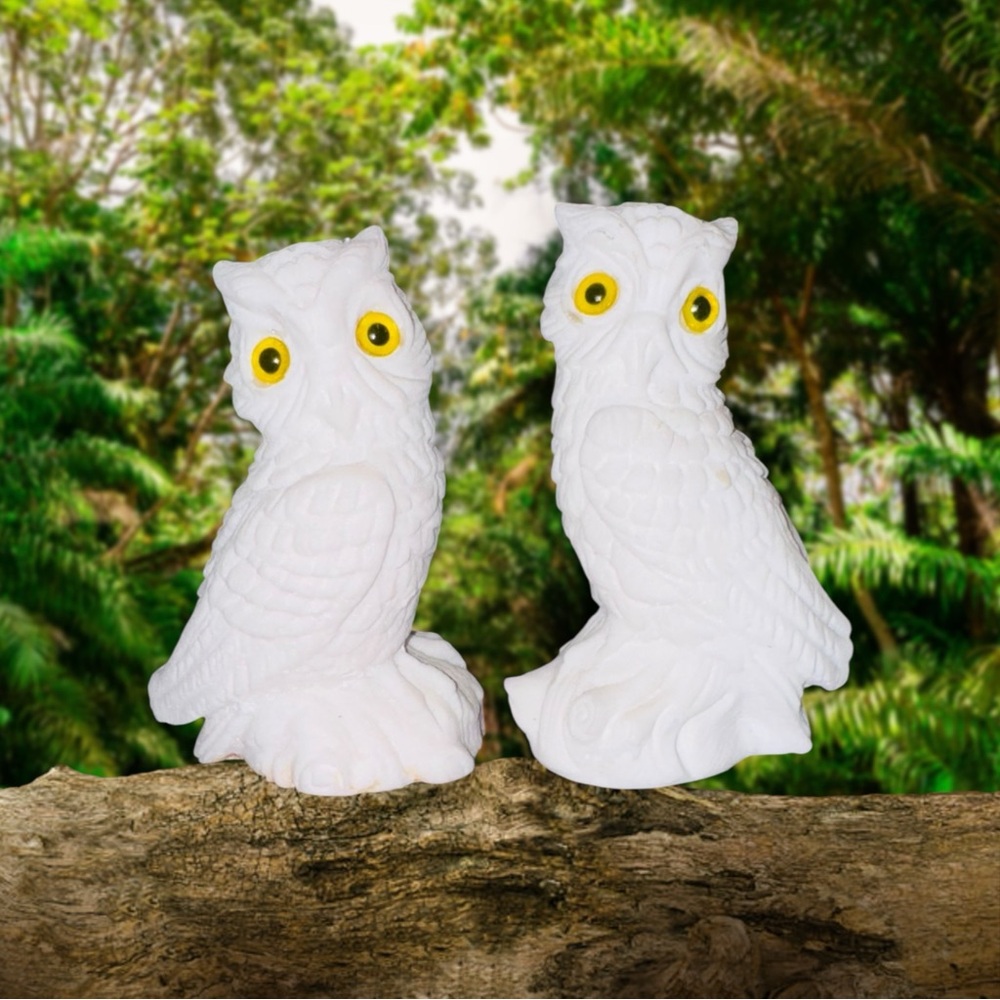 Vintage Alabaster Set Of White Owl Figurines Yellow Eyes Made In Italy